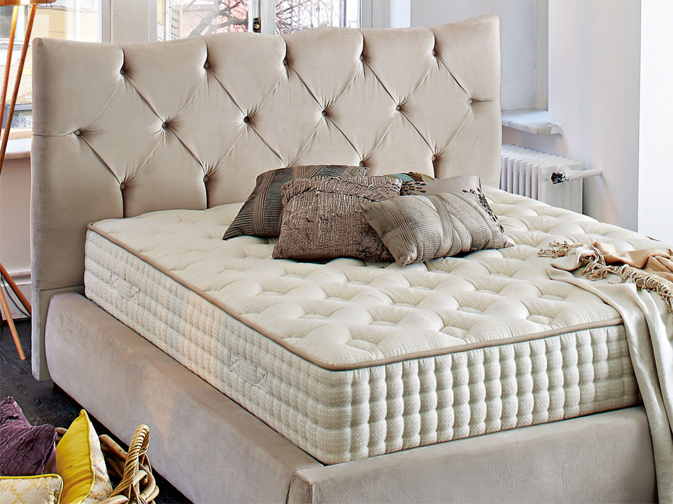 樱桃视频18岁禁止天使儲物床