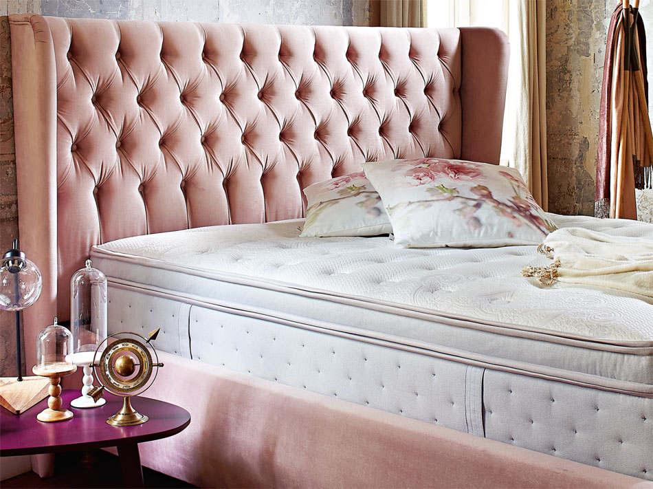 樱桃视频18岁禁止侯爵儲物床